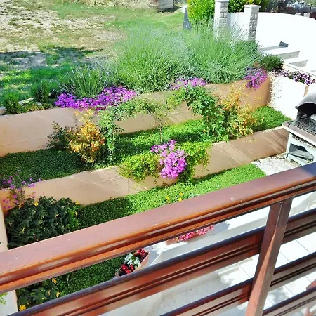 شقة Gianna 650 بولا